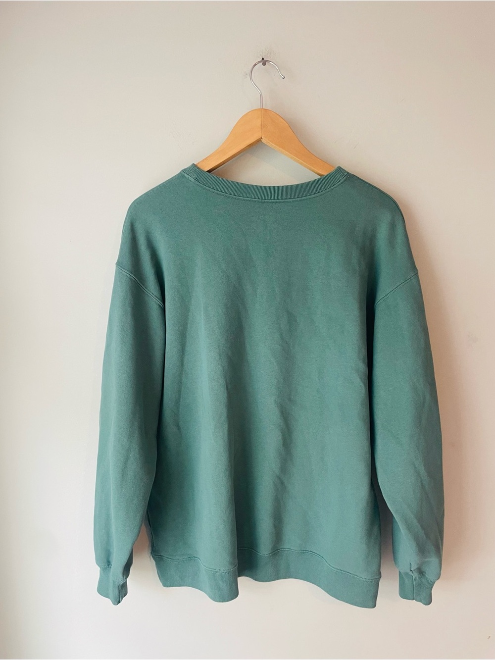 Hollister East Hampton Sailing Crewneck - Picture 4 of 6